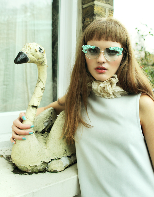 Moo Piyatombaskul Eyewear